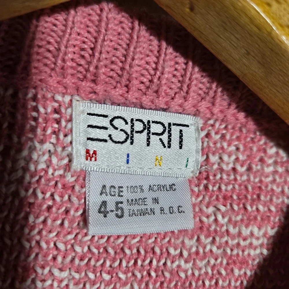 Vtg Acrylic ESprit Girls 4-5 Cherry Roses Pink Chunky Knit Sweater Cottage‎
